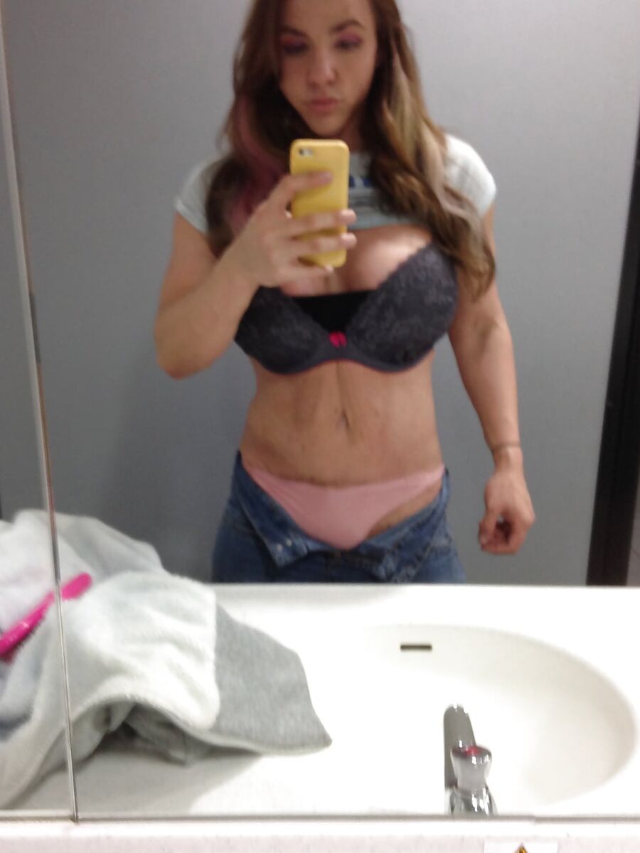 Tabbyanne sexy photos