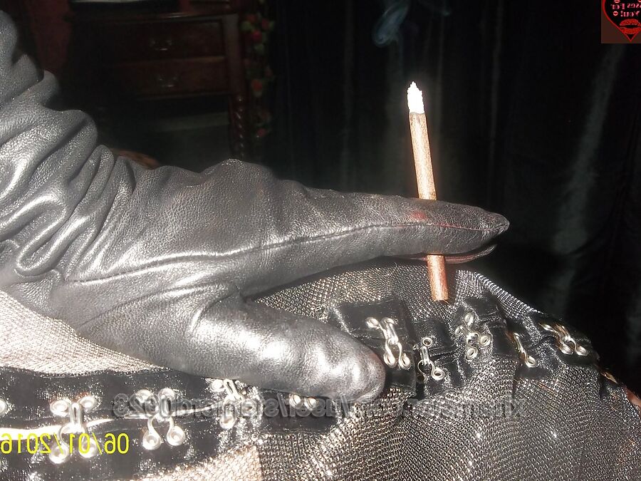 I LOVE SMOKING PT2