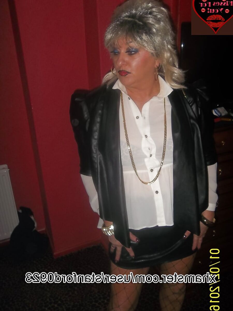JEAN AT HOME