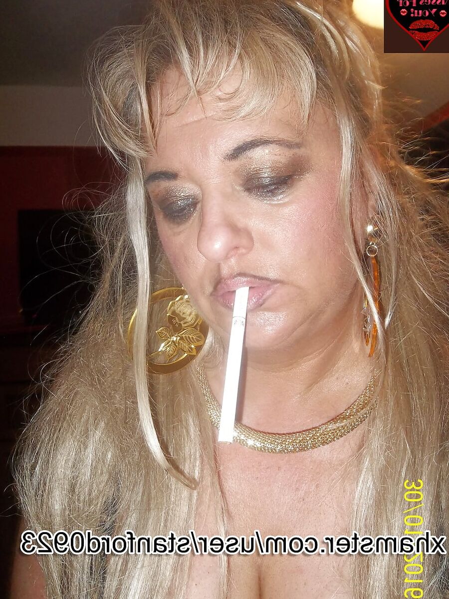 CIGAR GOLD SMOKING PT2
