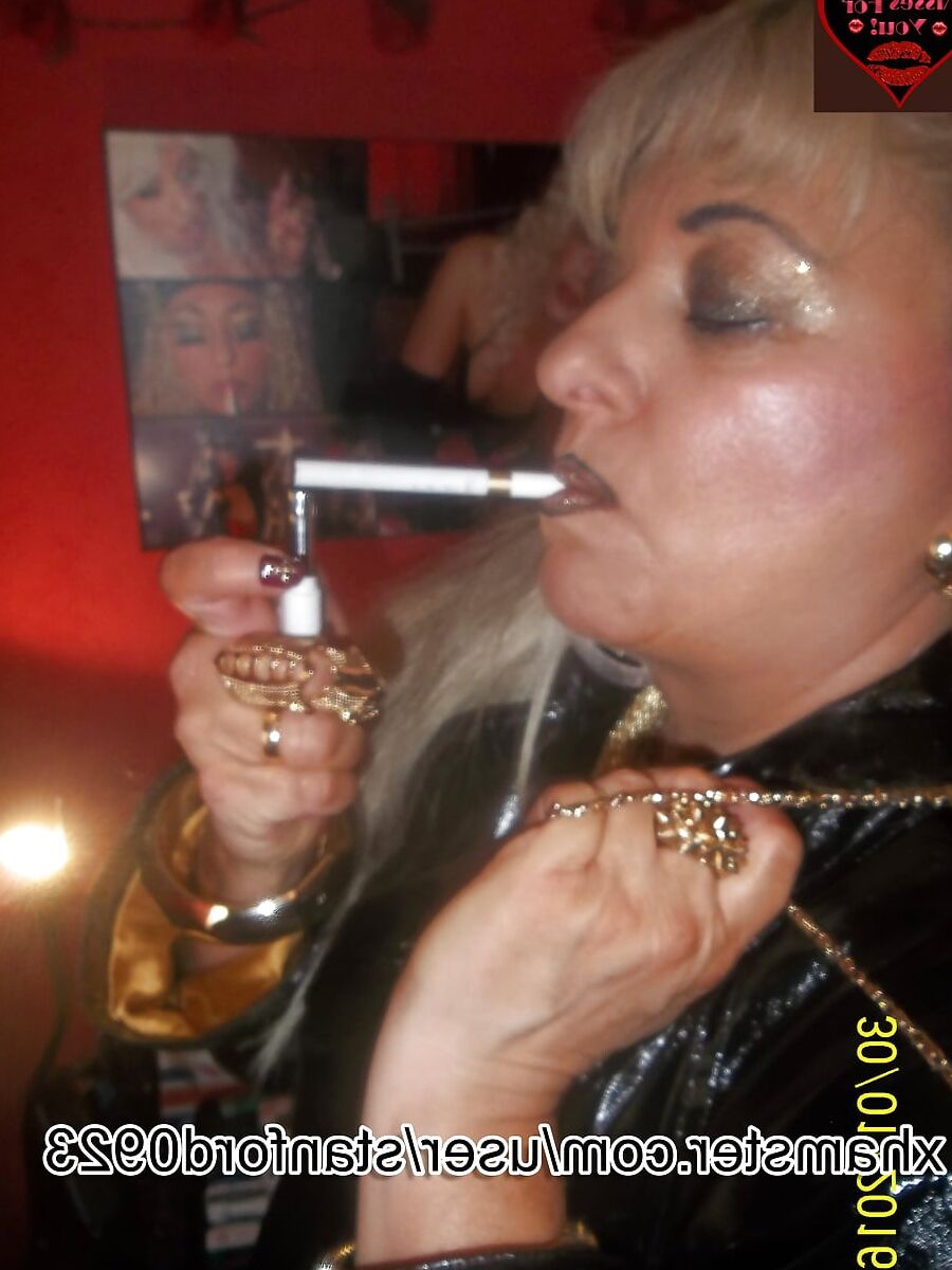 CIGAR GOLD SMOKING PT1