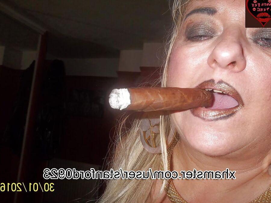 CIGAR GOLD SMOKING P3