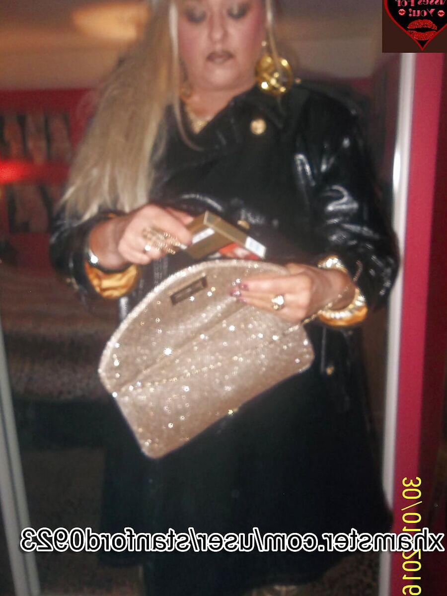CIGAR GOLD SMOKING PT1