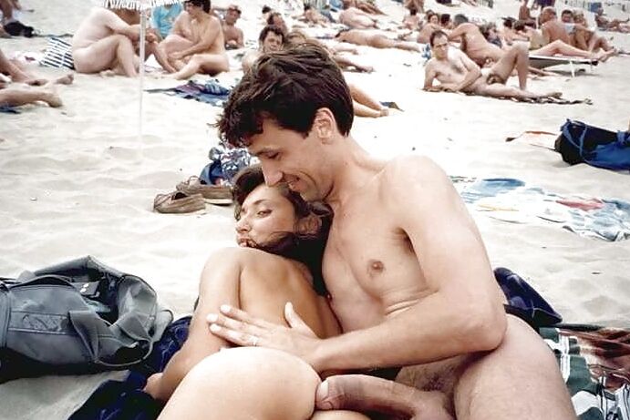 Nude beach girls