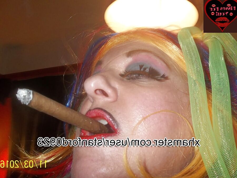 TASTE THE RAINBOW SLUT 2