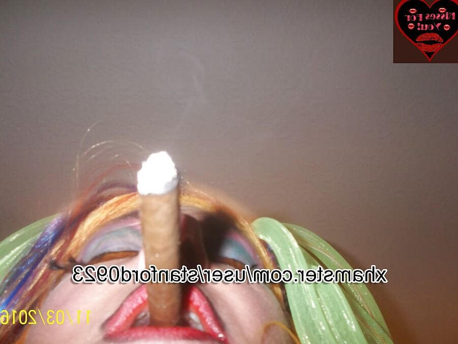 TASTE THE RAINBOW SLUT 2