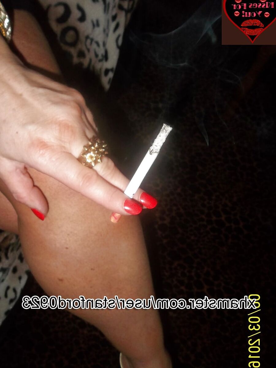 MILFs MOTHERS DAY PT1