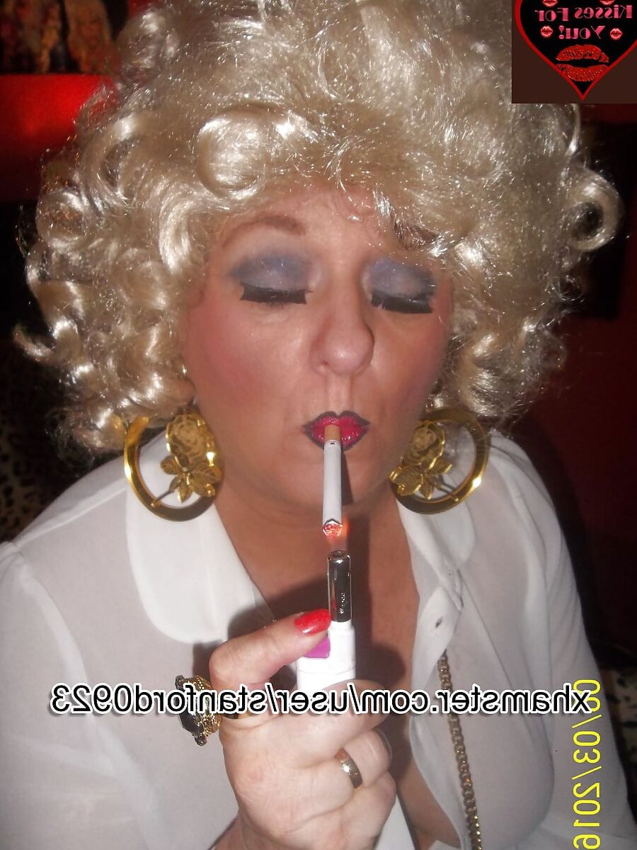 MILFs MOTHERS DAY PT1