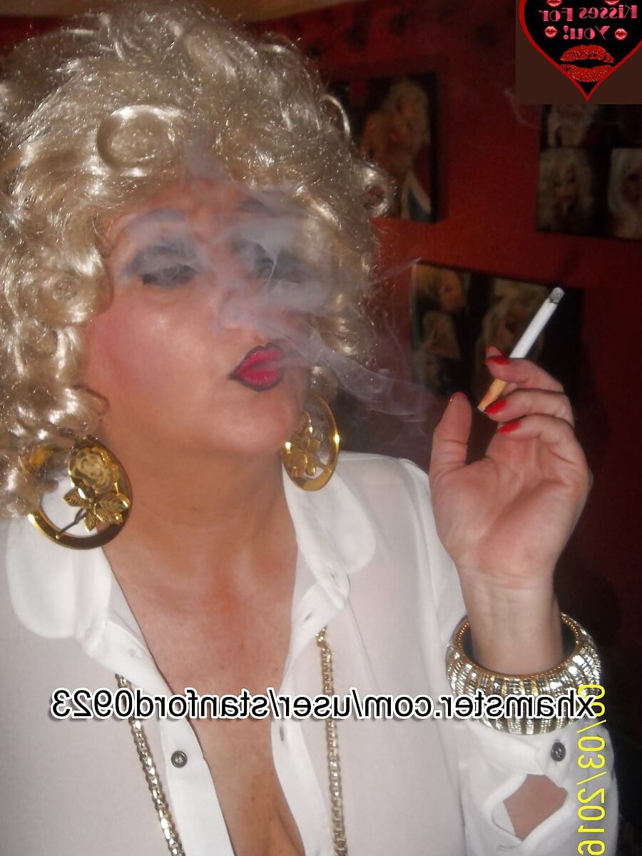 MILFs MOTHERS DAY PT1