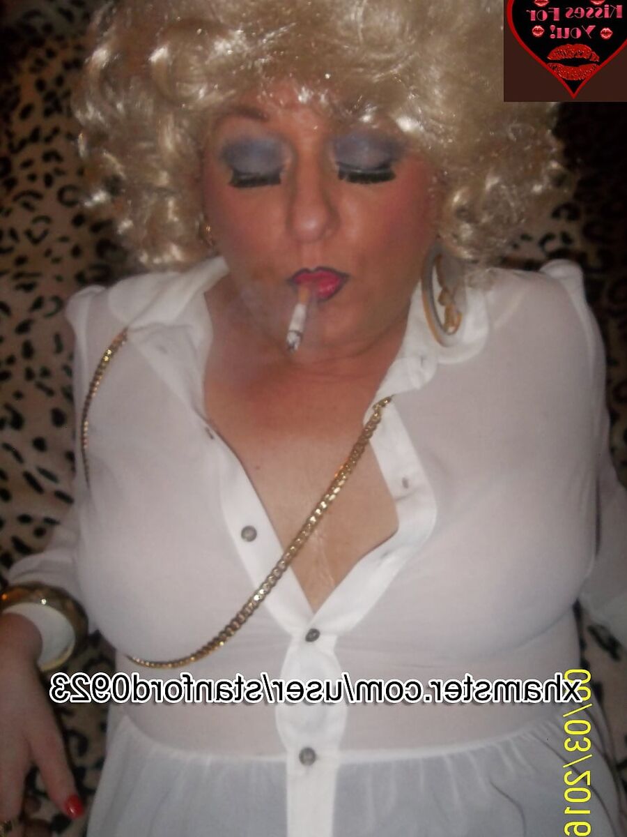 MILFs MOTHERS DAY PT1