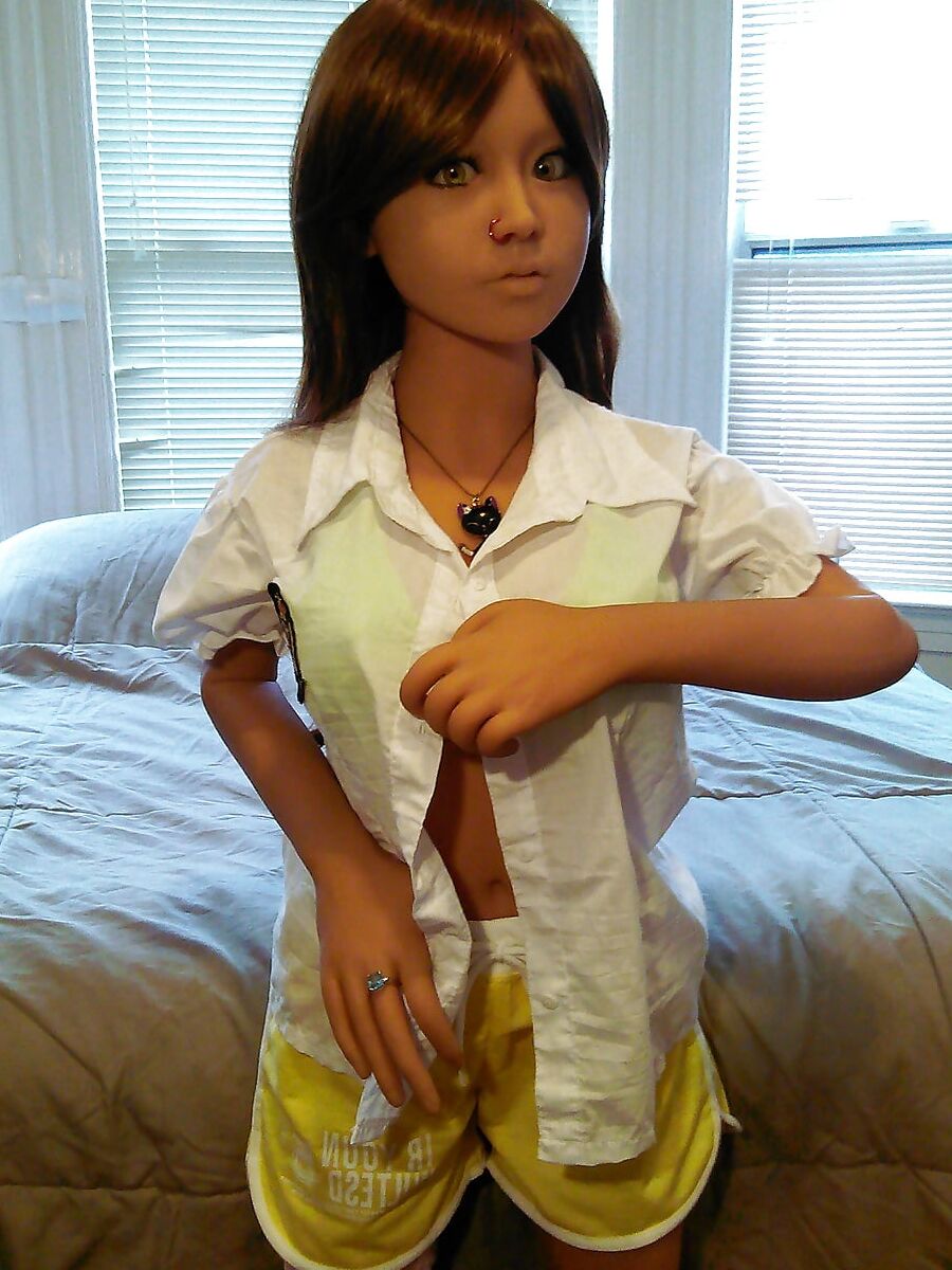 Nina in uniform
