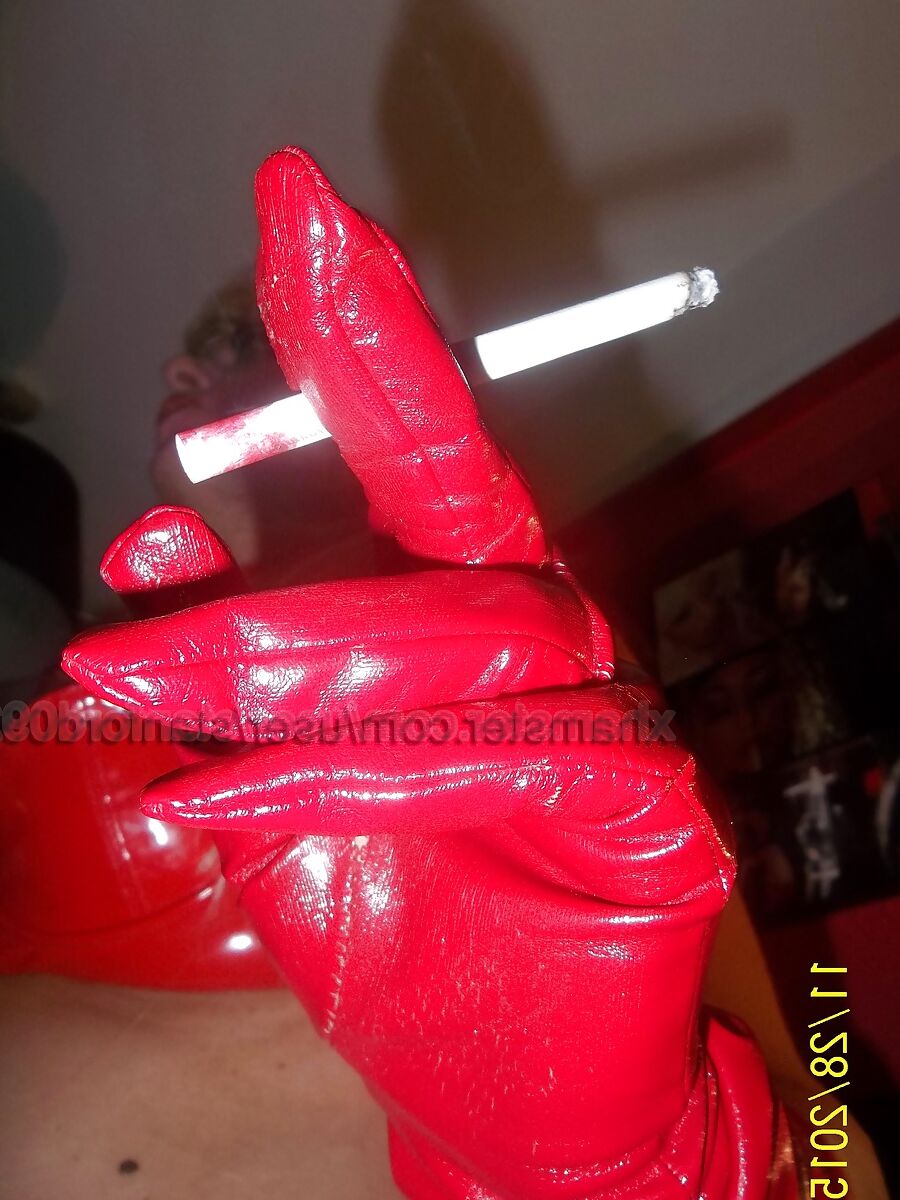 LADY? IN RED PT1