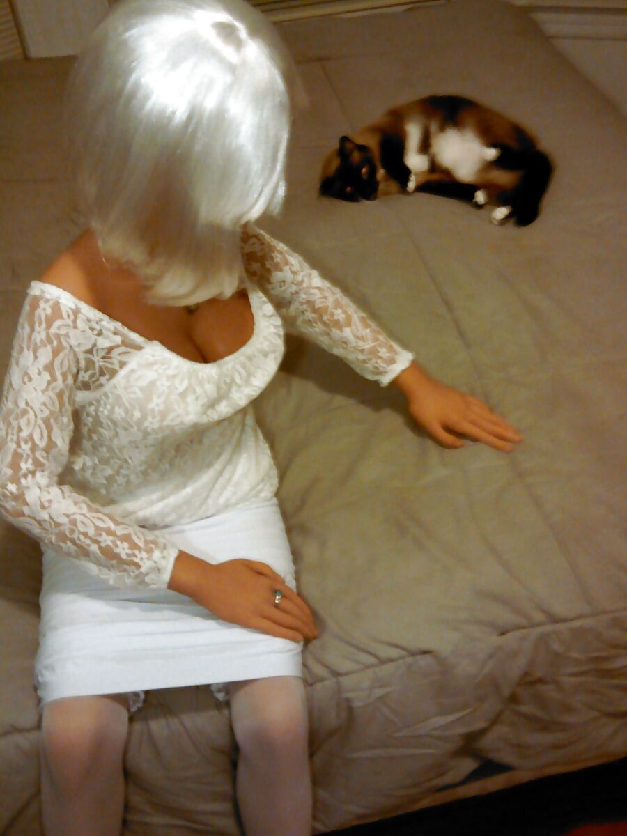 Nina and kitty