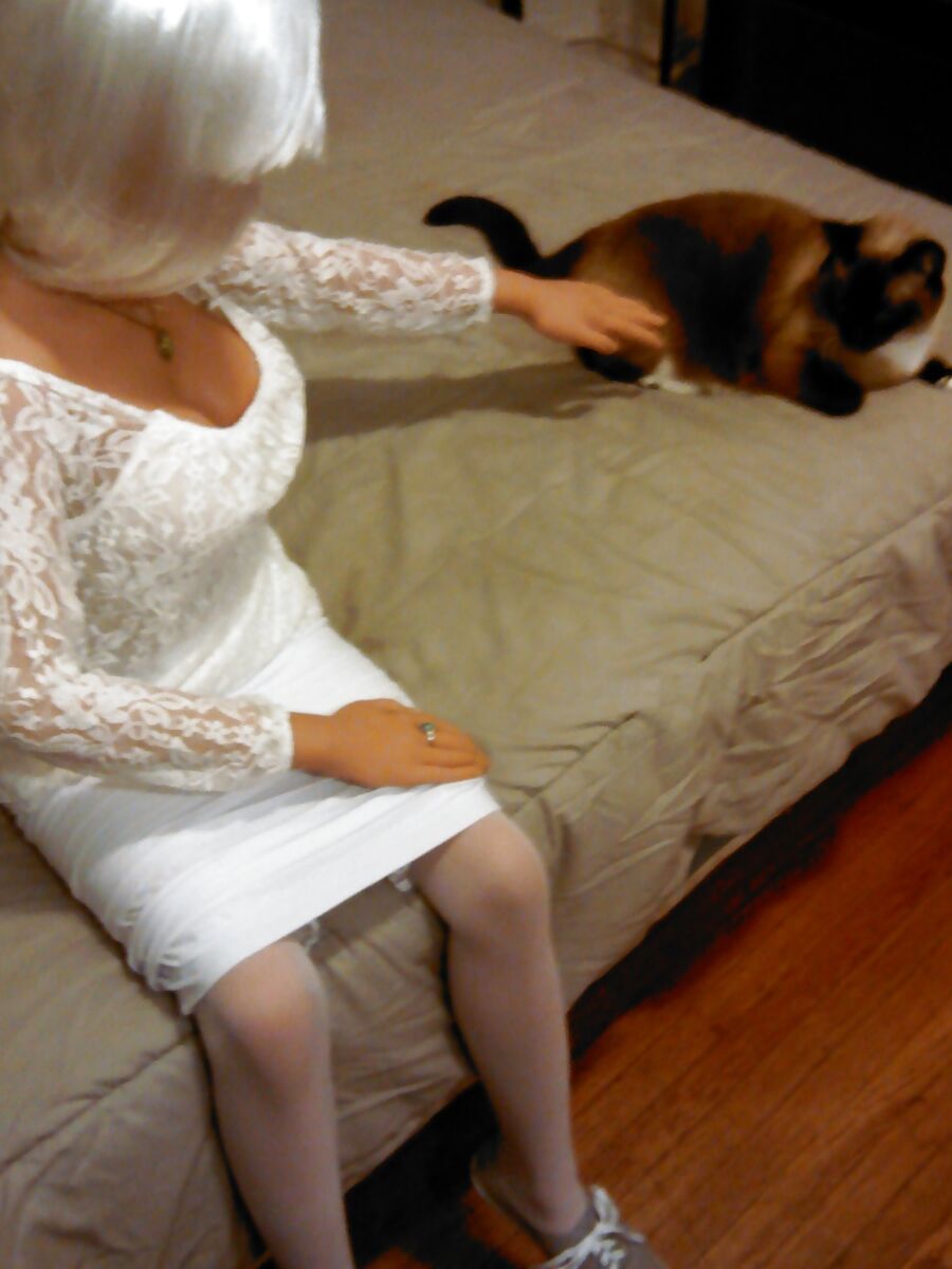 Nina and kitty
