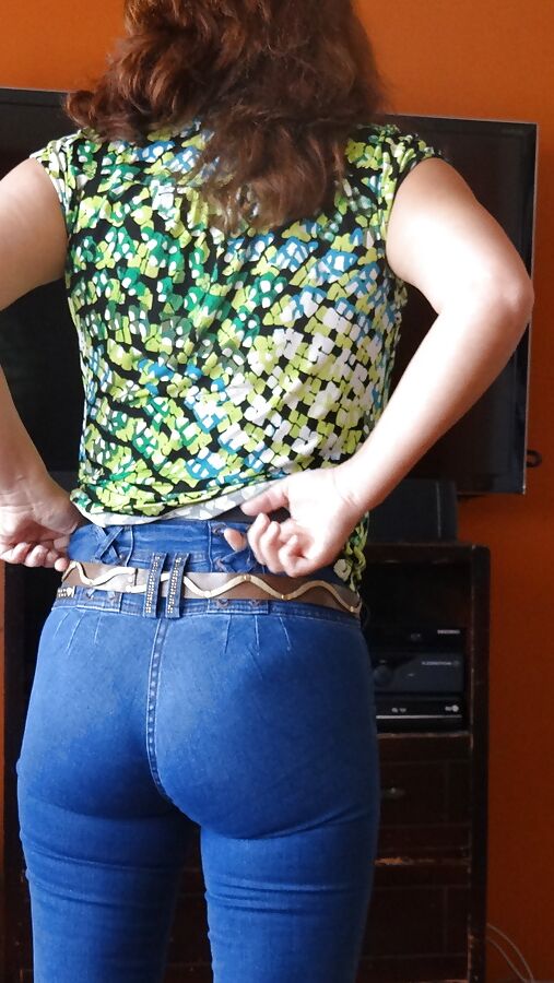 THE EXCITING ASS MY WIFE - EL CULO EXCITANTE DE MI ESPOSA