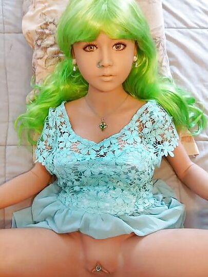 Nina's green dress 2