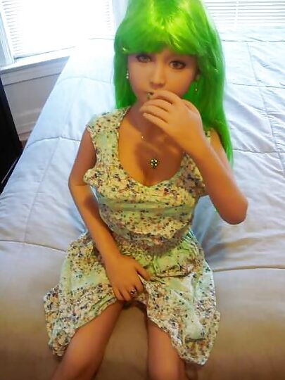 Nina's green dress