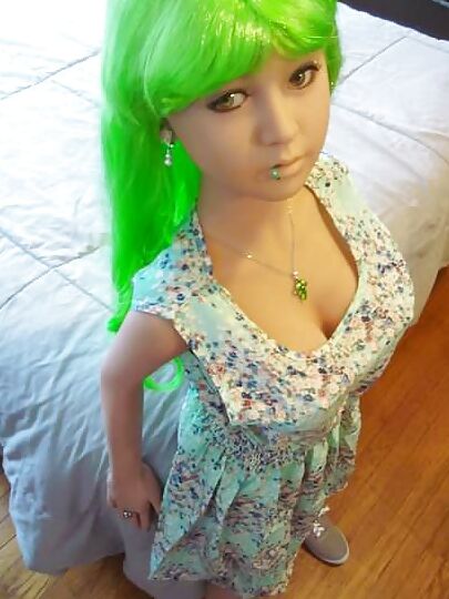 Nina's green dress