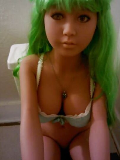 Nina on the crapper