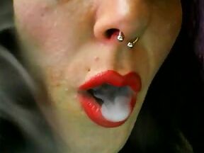 Miss Wagon - SMOKING FETISH