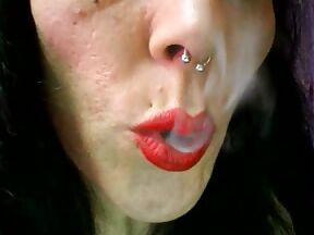 Miss Wagon - SMOKING FETISH