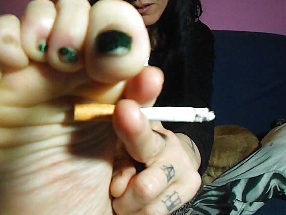 Miss Wagon - SMOKING FETISH