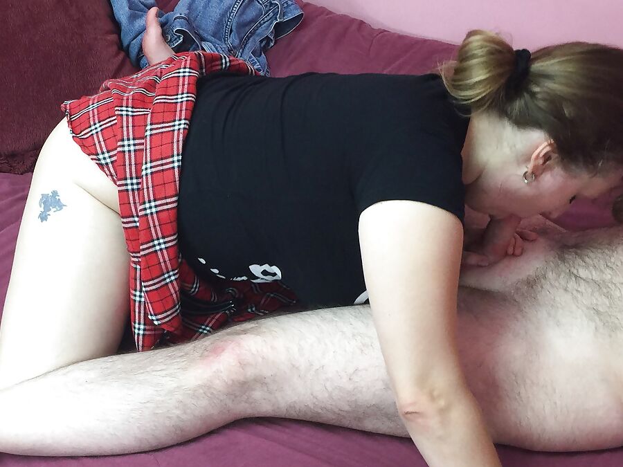 Raunchy MILF Alexsis is fucking a geek