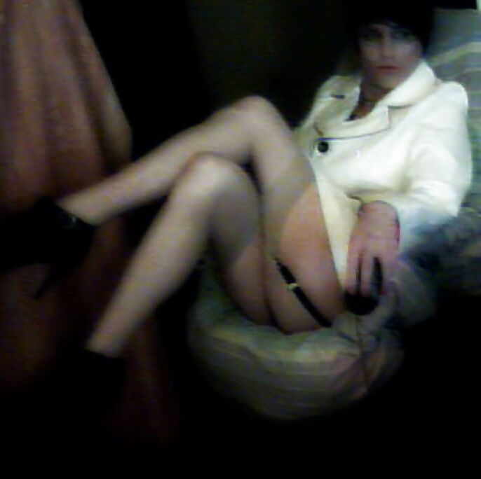 White Mac crossdresser