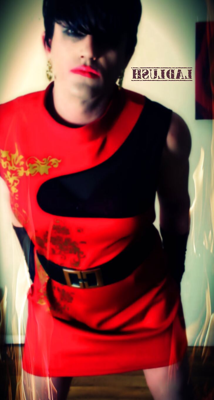 Elle Lushes Crossdresser pics - old and new.