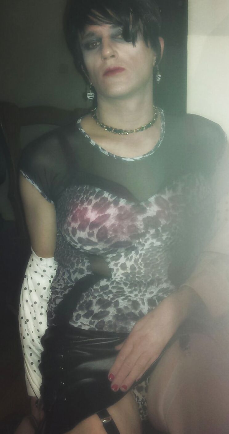 White Mac crossdresser
