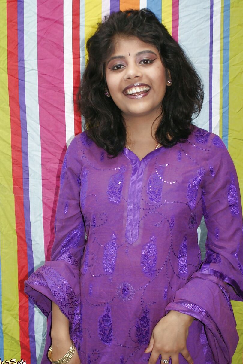 Sexy Indian Rupali Bhabhi - MySexyRupali.com