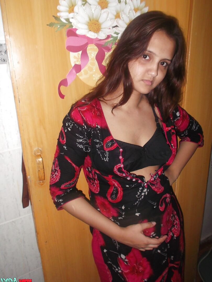 Sonia Bhabhi & Sunny - MySexyCouple.com