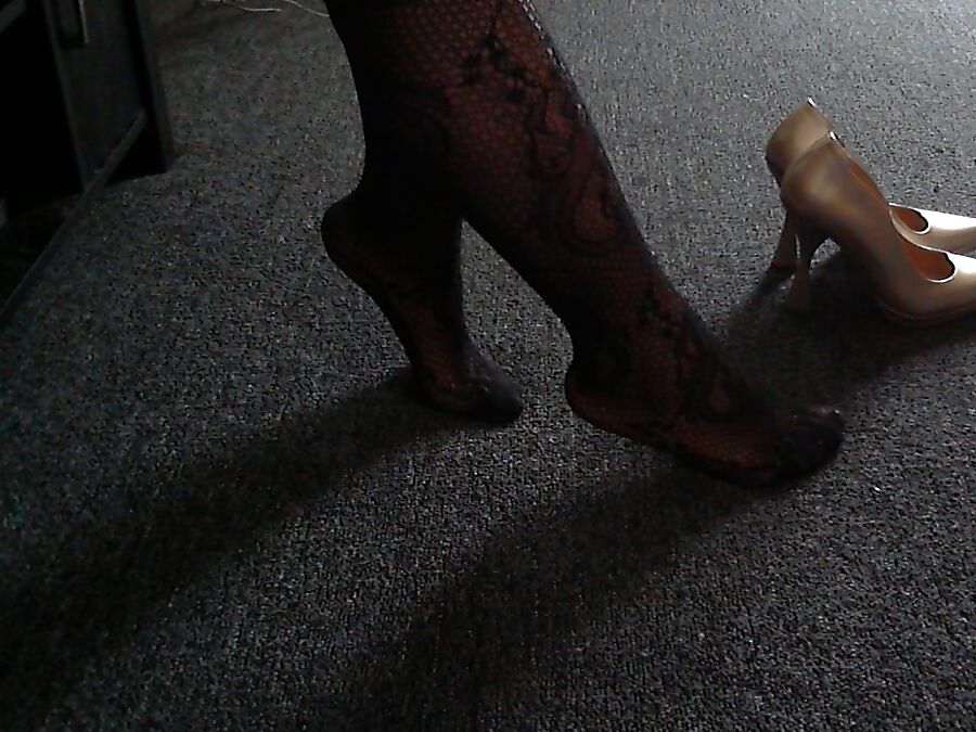 Gold Pumps