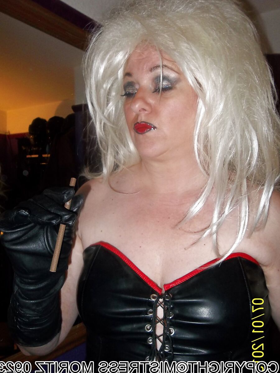 SMOKING FETISH I LOVE PT1