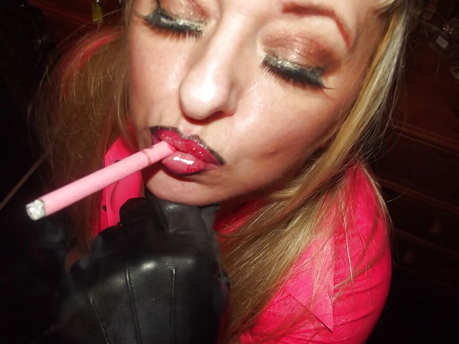 PINK BOMBSHELL