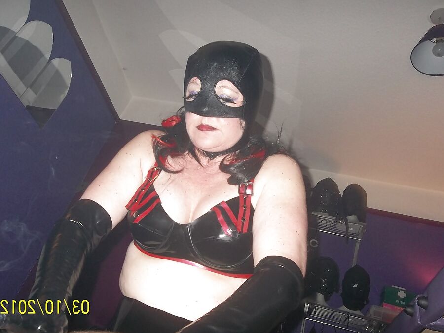 RUBBER WEDNESDAY PT2