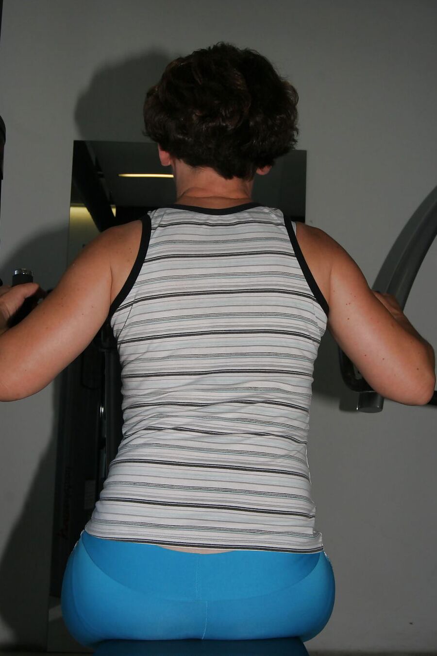 Naked Mature Mothers do Naked Exercises at Gym PART 1