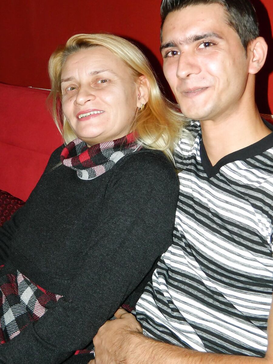Old mom plays with young not her son PART 1