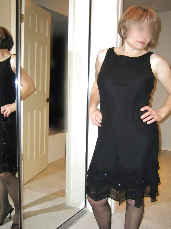 MarieRocks 50+ Non Nude Fully Clothed MILF