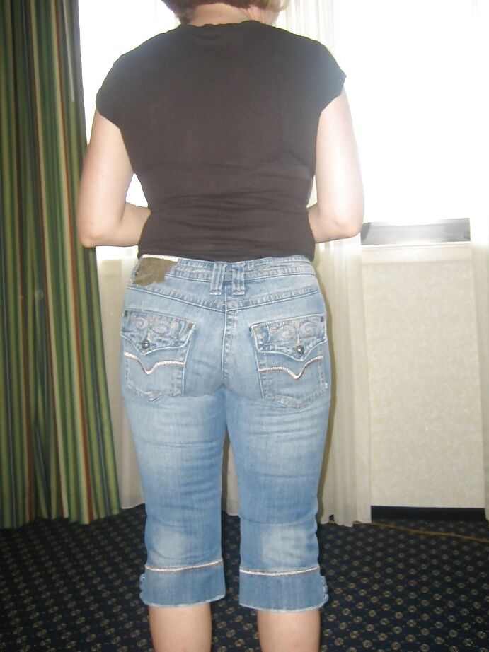 MarieRocks 50+ Non Nude Fully Clothed MILF