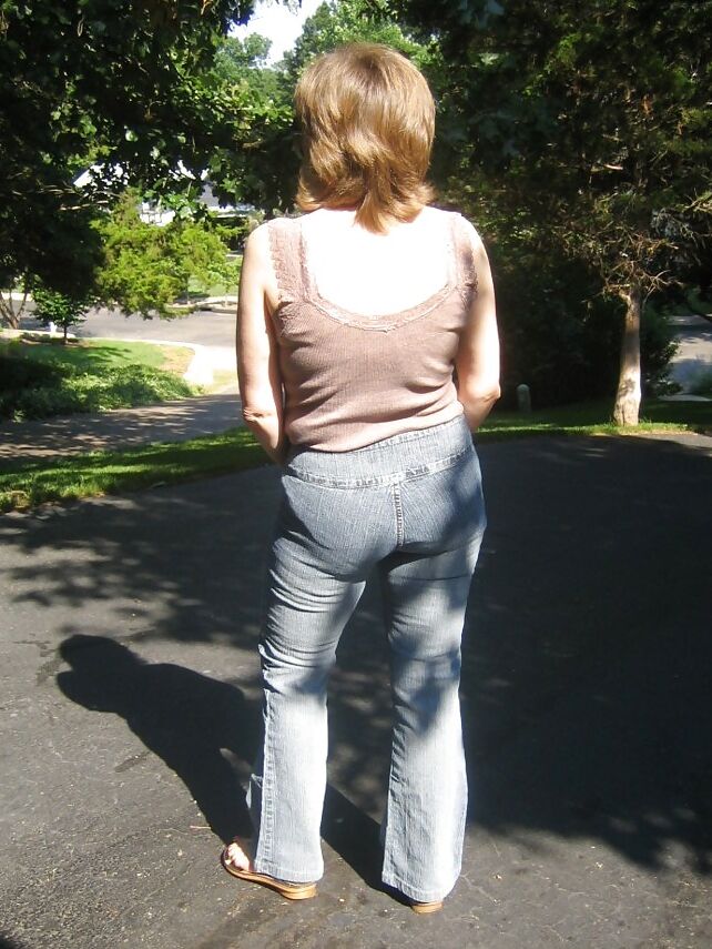MarieRocks 50+ Non Nude Fully Clothed MILF