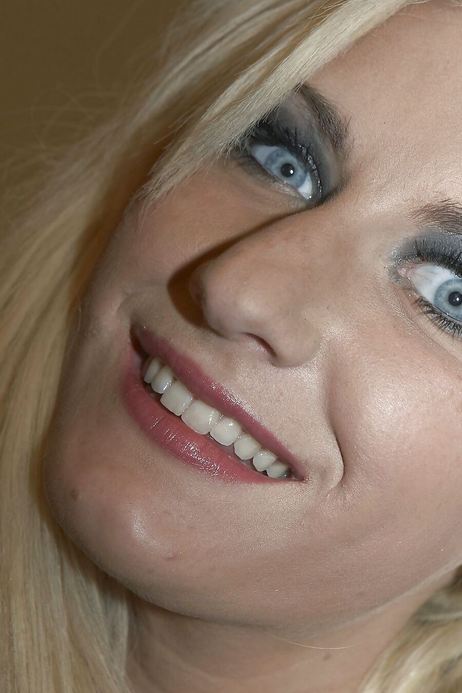 Foot fetish face sitting two Dominatrix