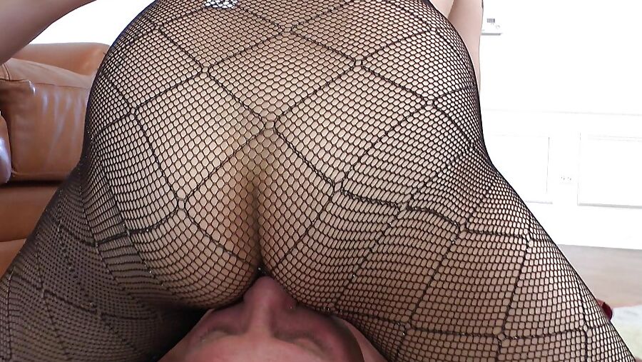 Pantyhose foot fetish and milking