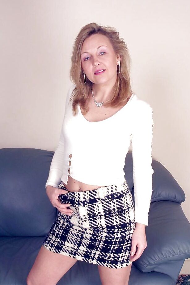 Milf Jasmine from OlderWomanFun