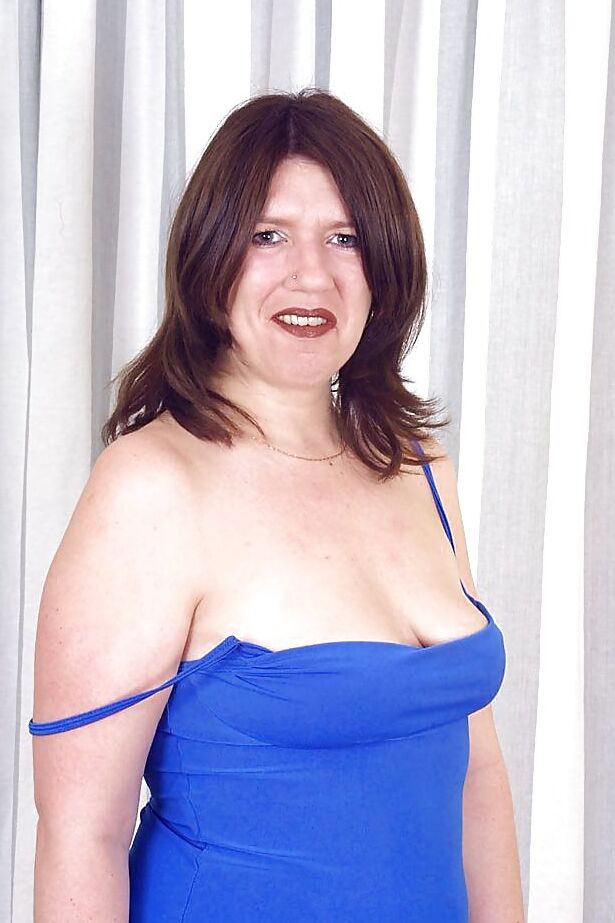 Mature Amber from OlderWomanFun