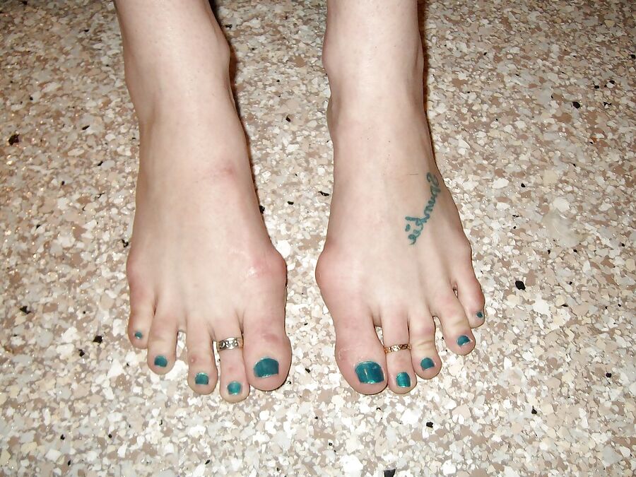 More of my feet please comment