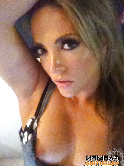 Carmen loves taking slutty cell phone pics
