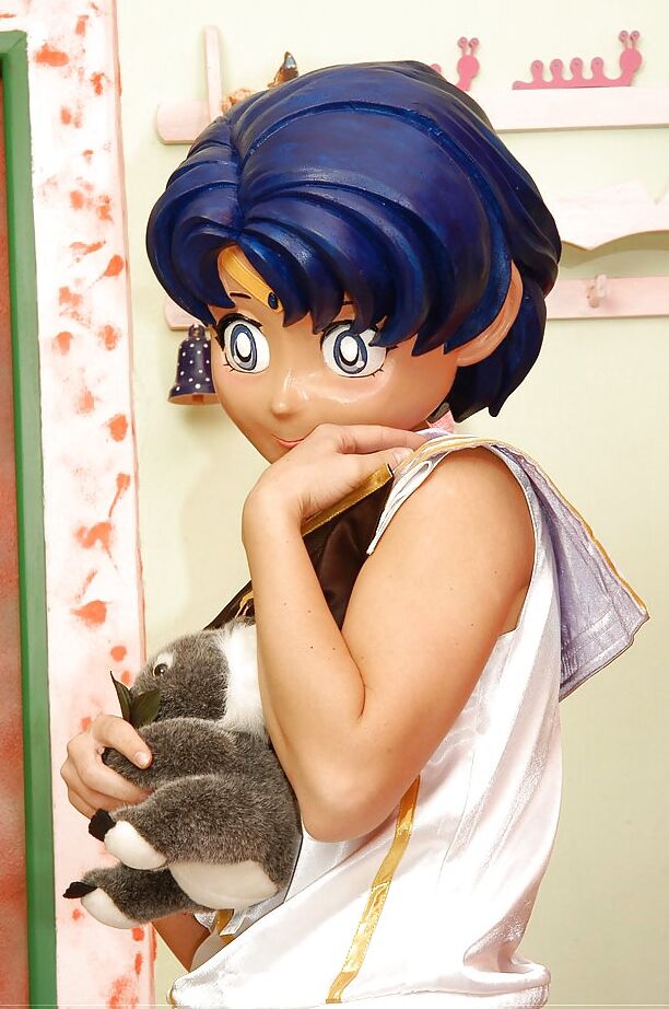 Hot Babe transformed as Manga Girl