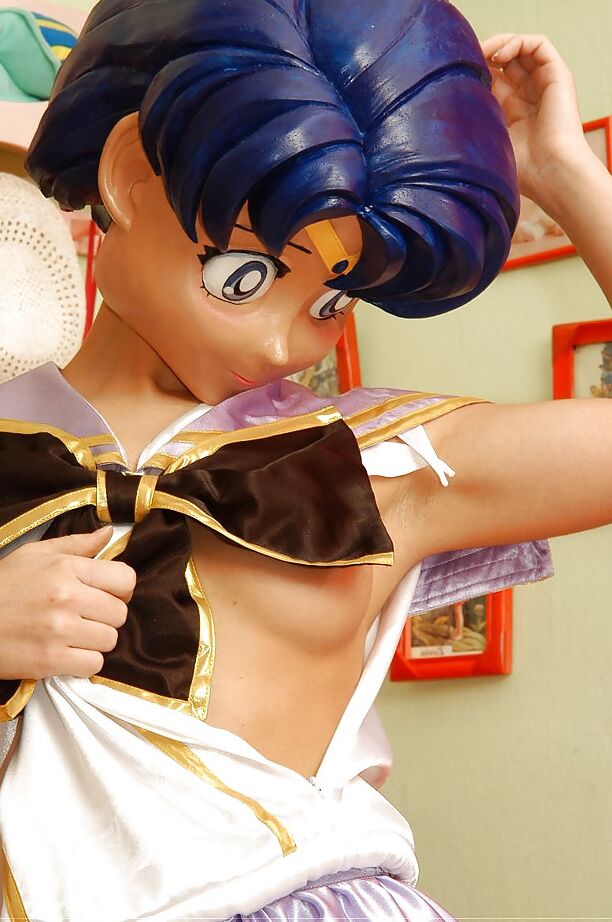 Hot Babe transformed as Manga Girl