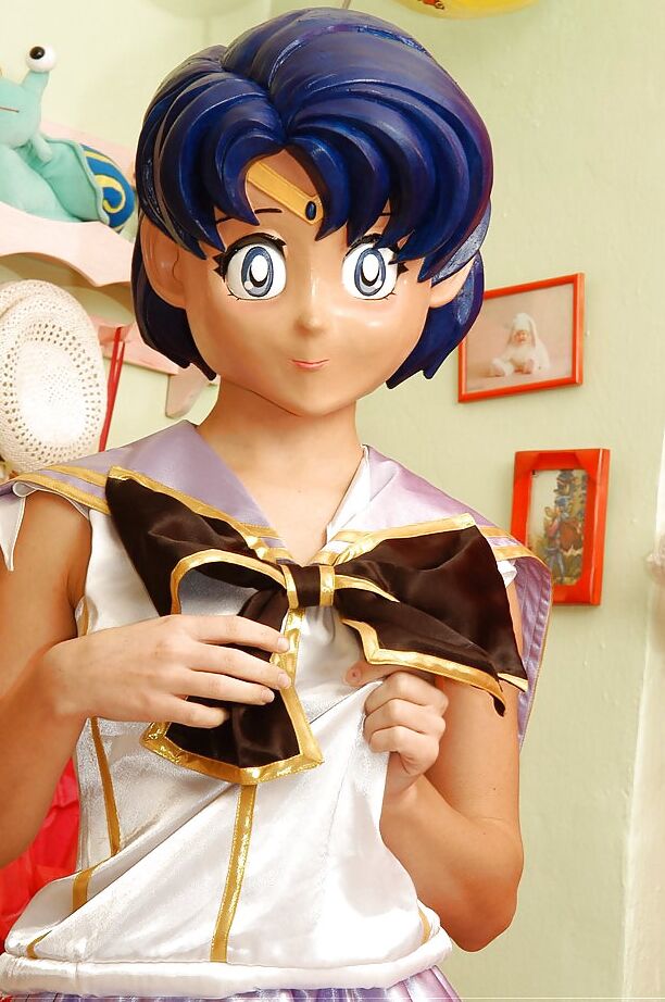 Hot Babe transformed as Manga Girl